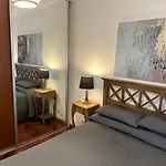 Apartamento Semipiso En La Mejor Zona De Belgrano Todo Al Frente Con Parking Privado Y A Metros Del Subway 2 Habitaciones Parrrilla Solarium Cocina Amplia Lavadero Y Mobiliario Todo A Nuevo